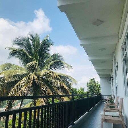 Mountain View Apartment Kandy Bagian luar foto