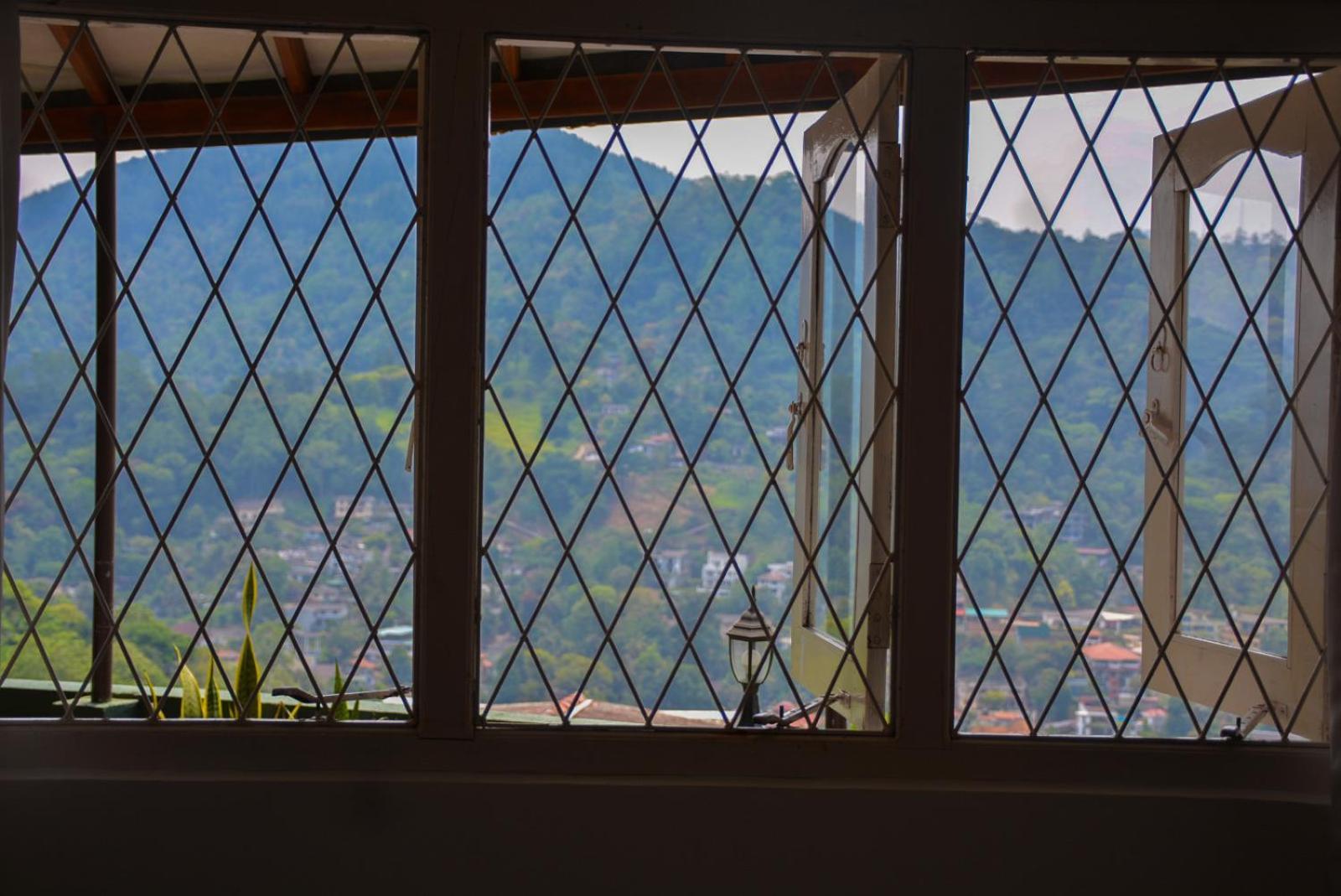 Mountain View Apartment Kandy Bagian luar foto