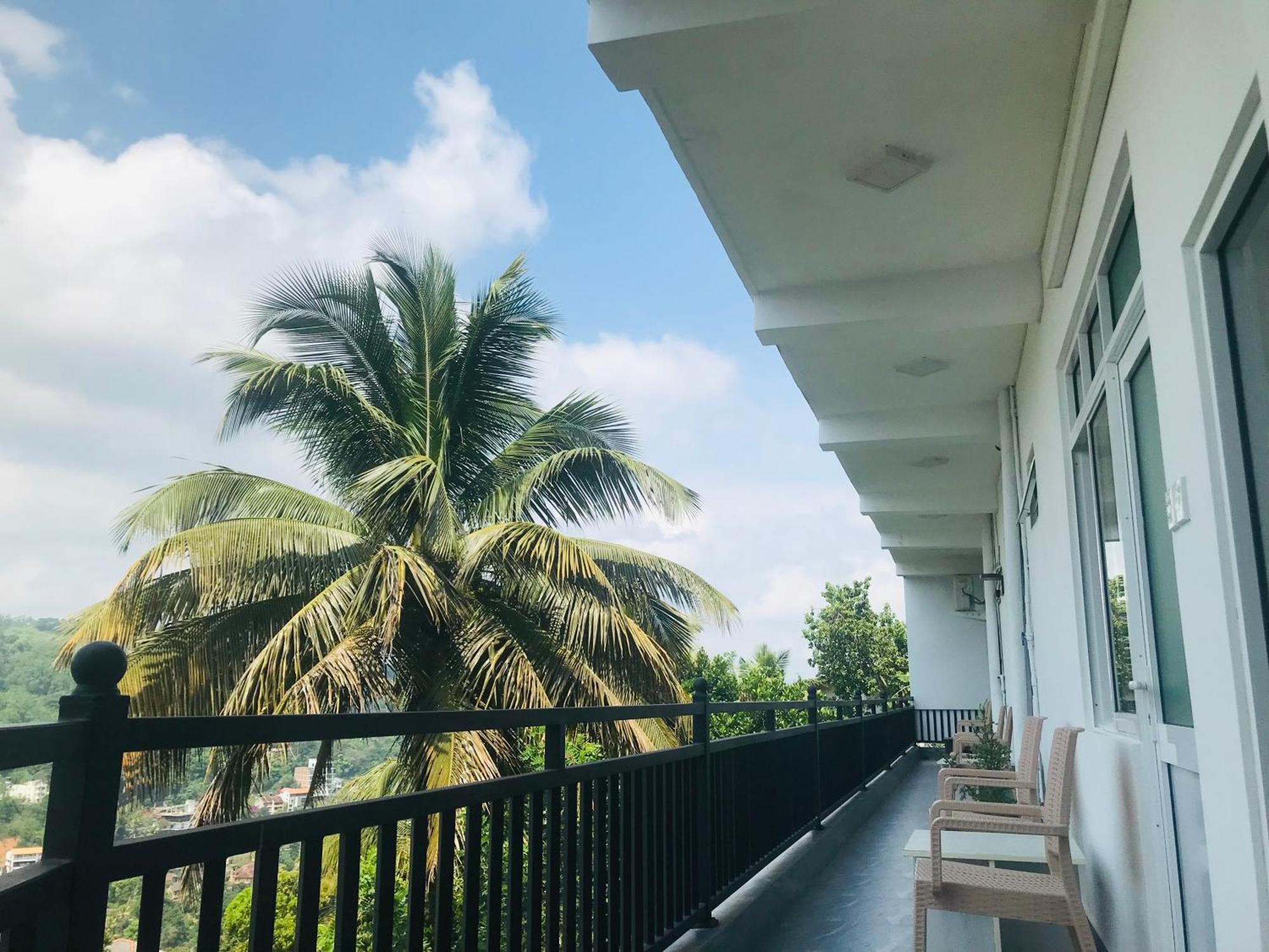 Mountain View Apartment Kandy Bagian luar foto